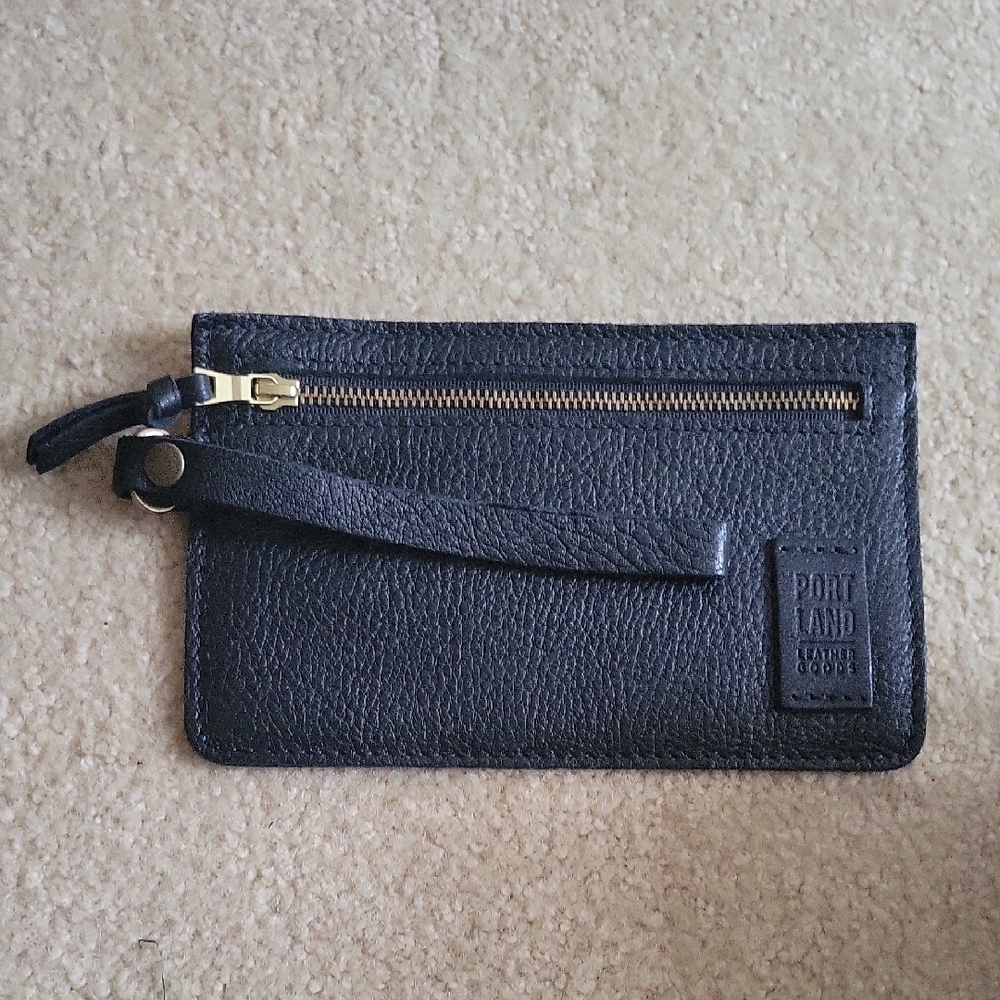 Portland Leather Black Wristlet Adriana